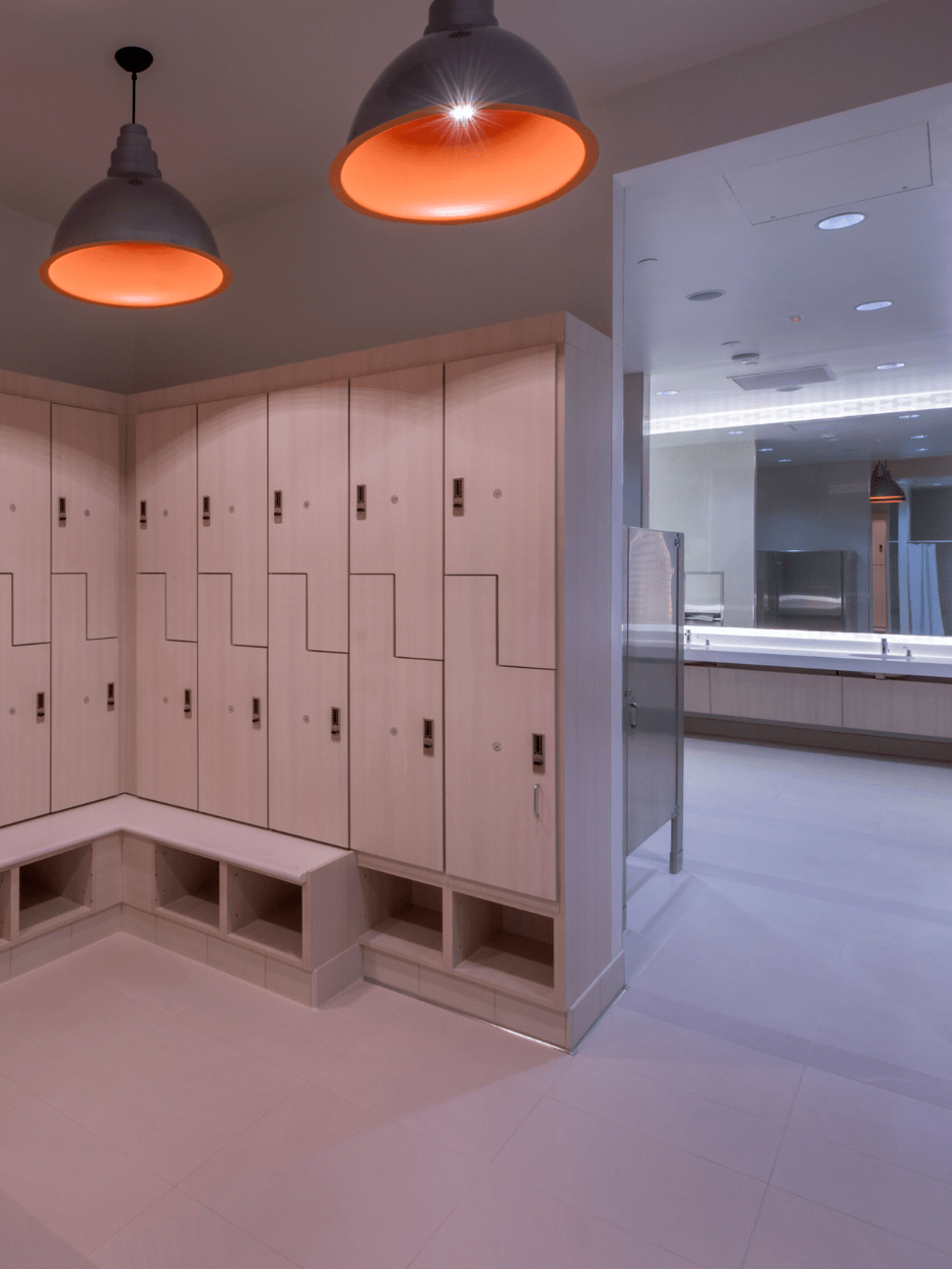 Désinfection des vestiaires sportifs et salles de sport à Royan, Saintes et Rochefort
